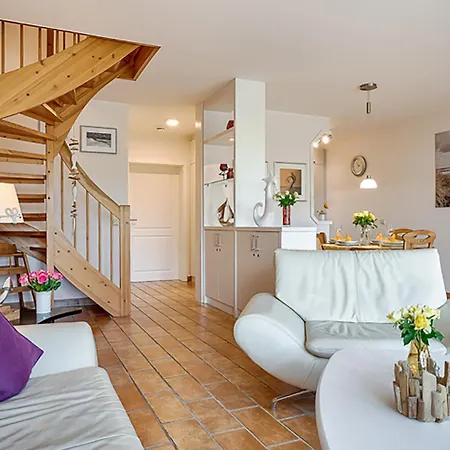Strandsuechtig Apartment Prerow