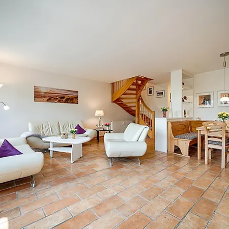 Apartment Strandsuechtig Prerow